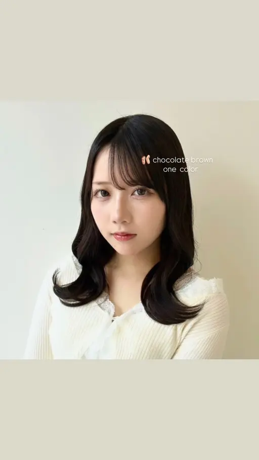 【 🩷特別𝙢𝙚𝙣𝙪🩷 】 艶ワンカラー+前髪カット+𝟯𝙨𝙩𝙚𝙥トリートメント(土日祝+500)