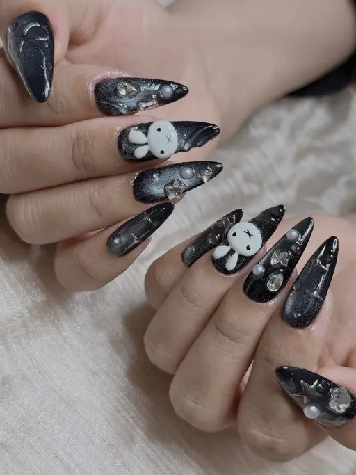 ✨学生限定ネイル割引✨【チップ長さ出し】持ち込みデザイン& パーツつけ放題 ¥13800→¥9000  (オフ選択)