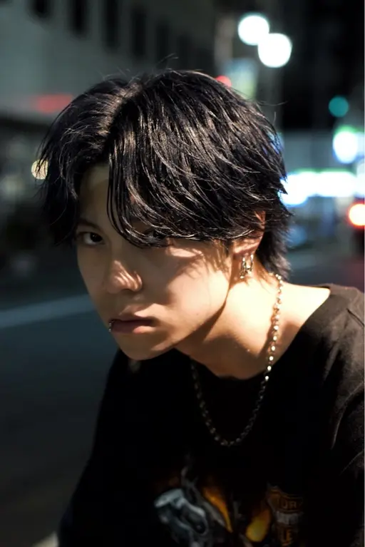 骨格矯正カット(センターパート)✨+トリートメント+シャンプースタイリング