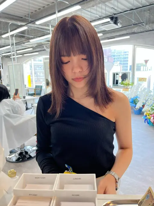 👩‍🎓学生限定👩‍🎓【似合わせカット＋透明感カラー】土日使用不可❌学割⭐️