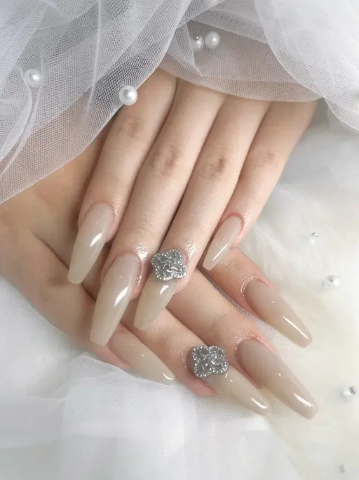 【2/10（火）17時​〜​限定価格】《オフなしチップ長さだし》💖ワンカラー/ラメグラ✨ご新規様オフ無料【パーツ1つ無料】