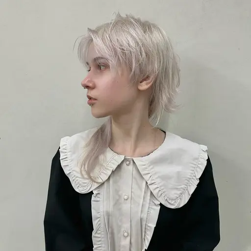 【人気Ｎｏ．1🥇】ブリーチ1回+カラー+tr《ムラ修正、デザインカラー、ブリーチカラー、ホワイトカラー、梅田、中崎町》