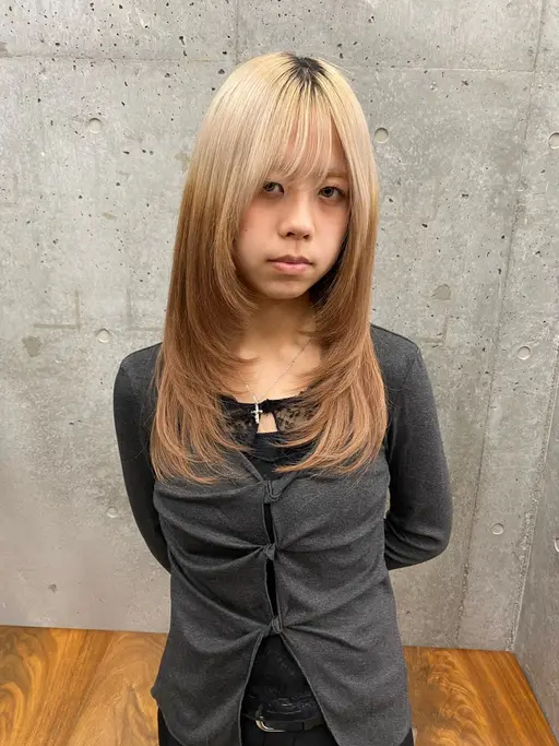 【平日営業後限定】レディースカット➕トリートメント🚺(ミディアム～ロング)