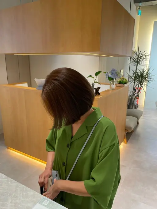 《1月2月限定》白髪染めを使わず白髪をカバーする全体カラー