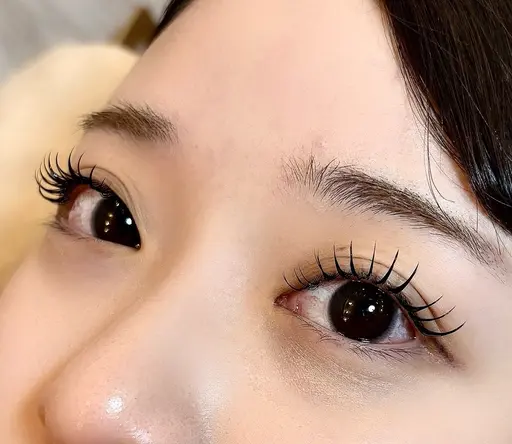 🍀(他店オフ込)🍀最高級フラットラッシュ🧡120本🧡¥4100❣️