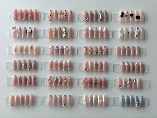 💝《オフ込ケア付》選べる定額デザイン*流行りのワンホンネイル💅