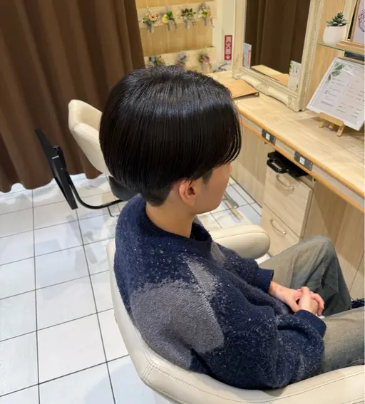 メンズ地毛風ストレート(ナチュラル縮毛)＋カット