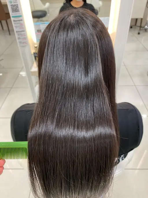 ❄️11月限定❄️髪質改善縮毛矯正(根本5㎝以内)＋4ステップトリートメント⚠️全体矯正＋3300カット＋3000