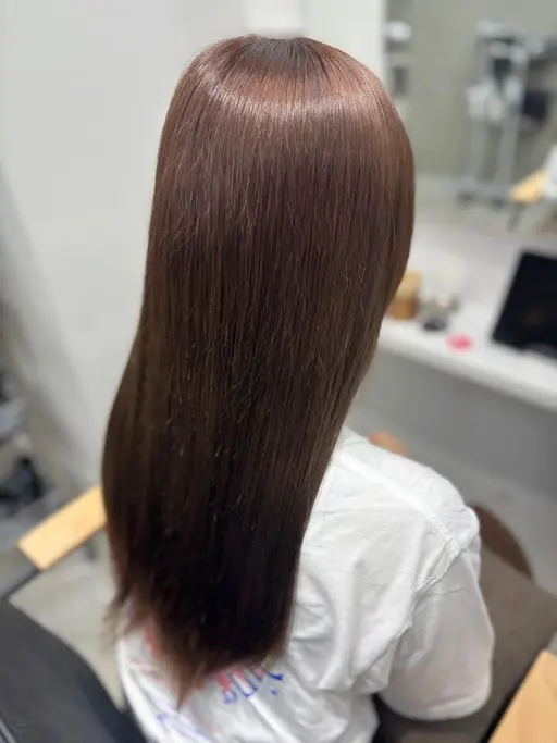 【ロング限定】✂️カット✂️＋🎨艶カラー🎨＋3step トリートメント付き✨😊