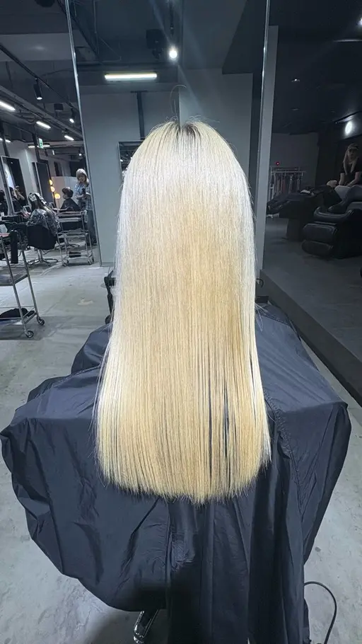 【🌙minimo限定‼️✨】ブリーチ+カラー+高保湿トリートメント