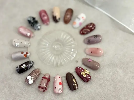 バレンタインデザイン💘✨お好きなデザイン選択可能!両手で4本までデザインOK!カラー変更可能!