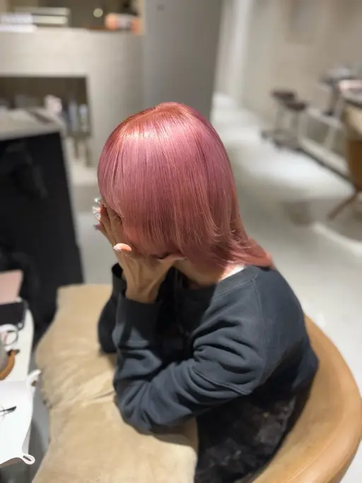 ⭐️当日限定⭐️🎀ブリーチ🎀ダブルカラー(ケアブリーチ)+COTAトリートメント+長さ料金土日祝 +1100