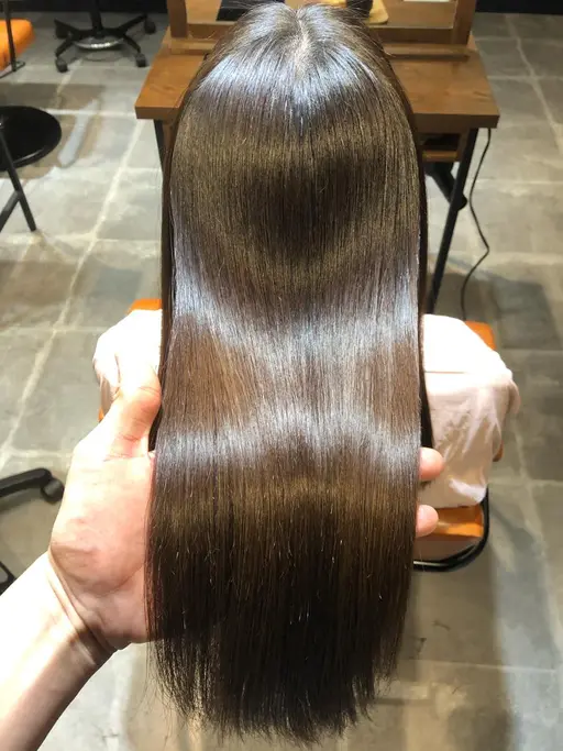 カットカラーモデル