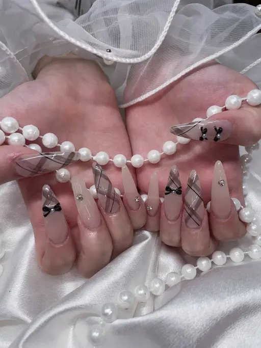 新宿西口/東口店ジェルオフ無料💚2/20 10時13時15時18時🎀グラデ/フレンチ/チェック等手書き柄okな方限定