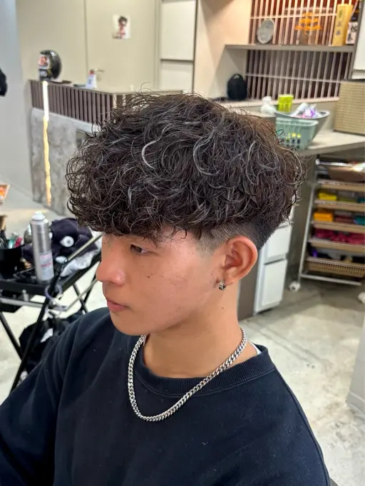 【12月限定クーポン】 メンズ海外風パーマ🇪🇸（スペインカール・フリンジカット・サーフカール・スパイラルパーマ）