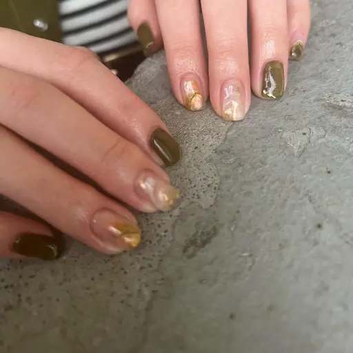 【ごちゃ混ぜdesignがお好きな方におすすめ♡】ミラー🪞•オーロラ💎•マグネット🧲ニュアンスやり放題ネイル