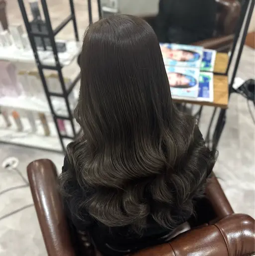 【人気メニュー✨️】カット+うる艶カラー+INBORNトリートメント【髪質改善トリートメント】