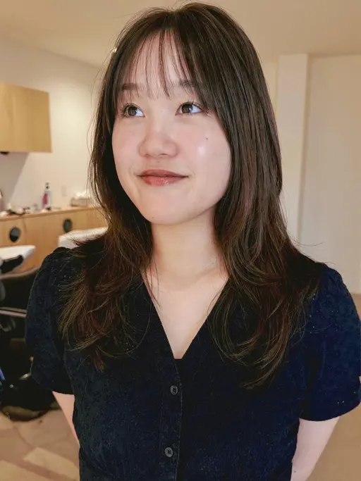 ロングレイヤーカット※条件あり(①20代女性②ロングのみ③写真を撮らせて頂ける方)