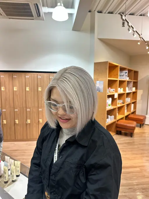 カット➕ブリーチカラー🍒❤️