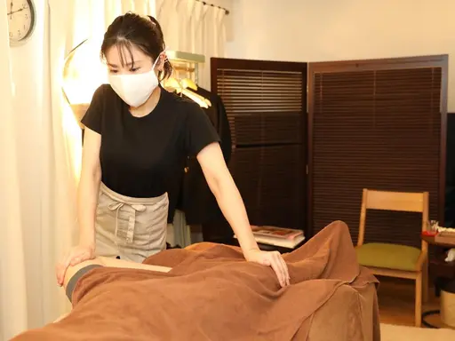 ボディケア60分(全身)ヘッドマッサージ付き