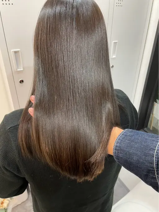 ⭐カラーモデル⭐ブリーチなしカラーで透明感を出しましょう!