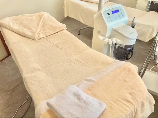 フェイシャルエステティシャンのサロンスタッフ募集💆♀️【女性限定】美容に興味ある方スタッフ体験してみませんか?