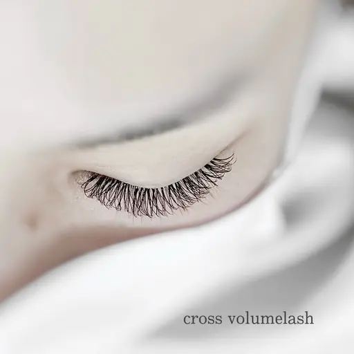 【人気No.1】クロスボリュームラッシュお試し80束（320本）🤍高持続×高ボリューム◎人気メニューがミニモに登場❕