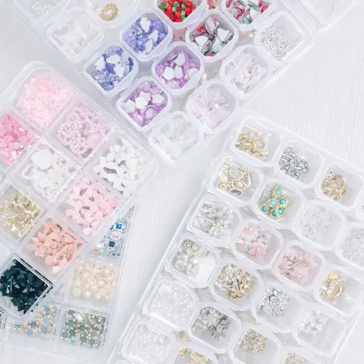 【韓国ネイル】ワンカラー＋店内パーツつけ放題☆（オフなし）