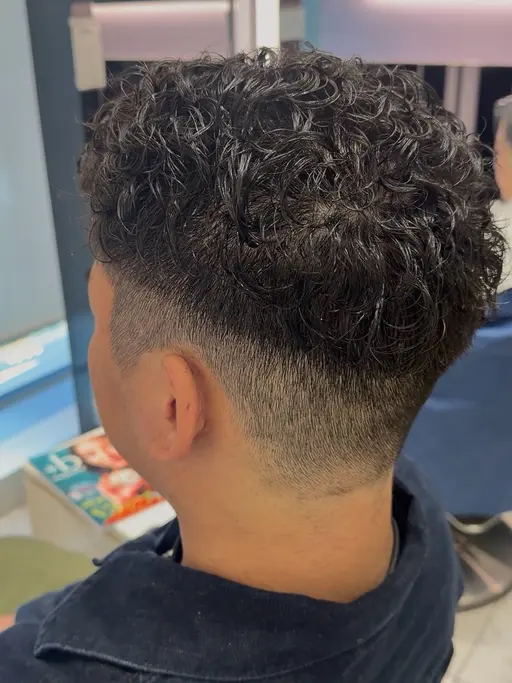 【🌕お勤め帰りに！夜割🈹men’sカット➕肩こり冷え性抑制スパ💇】