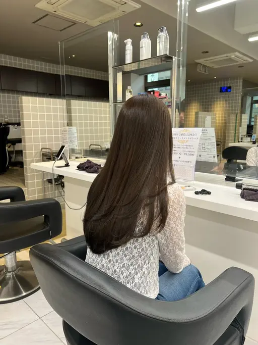 【期間限定価格】大人っぽい上品な透明感カラー+韓国風カット（レイヤーなど）+艶髪🪞システムトリートメント🪞
