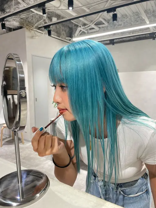 🌻ハイトーン〈ブリーチ有りダブルカラー＋さら艶トリートメント＋超音波アイロン付き〉🌻