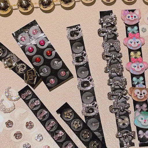 💎耳ツボジュエリー💎パーツ選び放題🎶 計10粒+ライトヘッドマッサージ付 自律神経の乱れ⚡️鼻炎🤧不眠💤にも