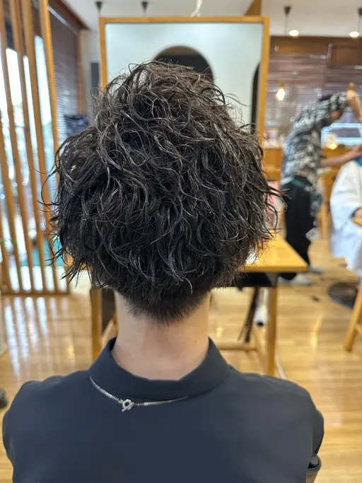 カット＋ツイストスパイラルor波巻きパーマ