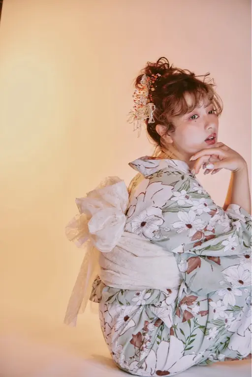 浴衣着付け🩵ヘアアレンジ付き　髪飾り小物販売あり🫶　夏祭りやイベントに🫧🫧　浴衣着付け、アレンジのみも可能