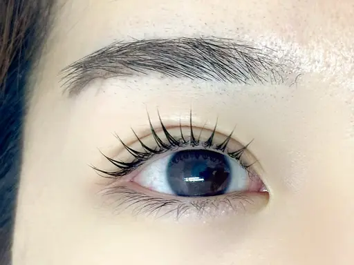 【平日】パリジェンヌorまつ毛パーマ(トリートメント付) ¥4400