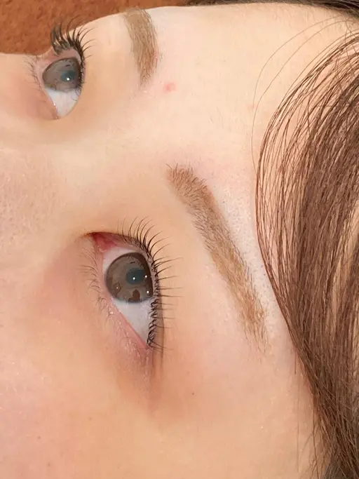 ラッシュリフト（次世代まつ毛パーマ）　カールアップコーティング付