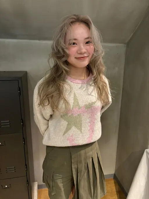 【ミニモ学割】10代​〜​22歳限定✨初めてブリーチに挑戦したいお客様！ケアブリーチでキレイなハイトーン作ります☺️✨