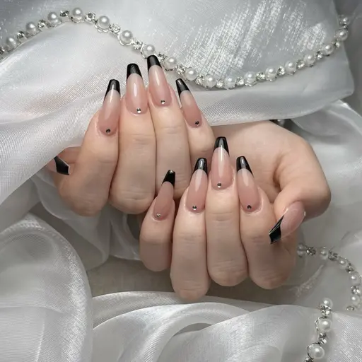 🍓』10本長さ出し+フレンチネイル💅