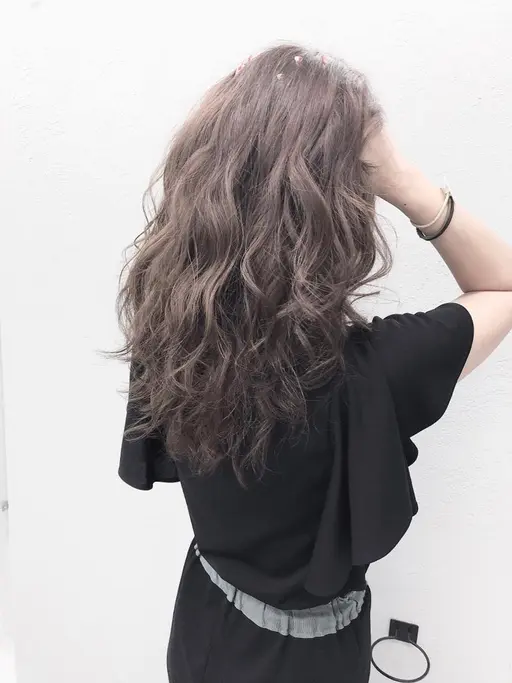 レディースカット＋春デザインパーマ＋トリートメント