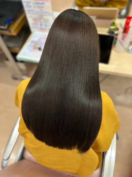 💛🩷進学・就職おめでとう！🩷💛　カット+カラー+トリートメント （黒染め・暗染め） 胸下+1100円