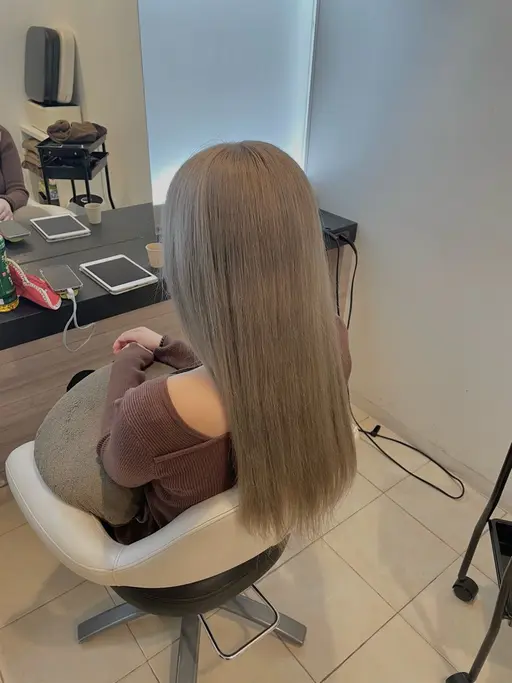 🌷土日祝限定🌷ブリーチ込みダブルカラー(カラーの指定がございます)