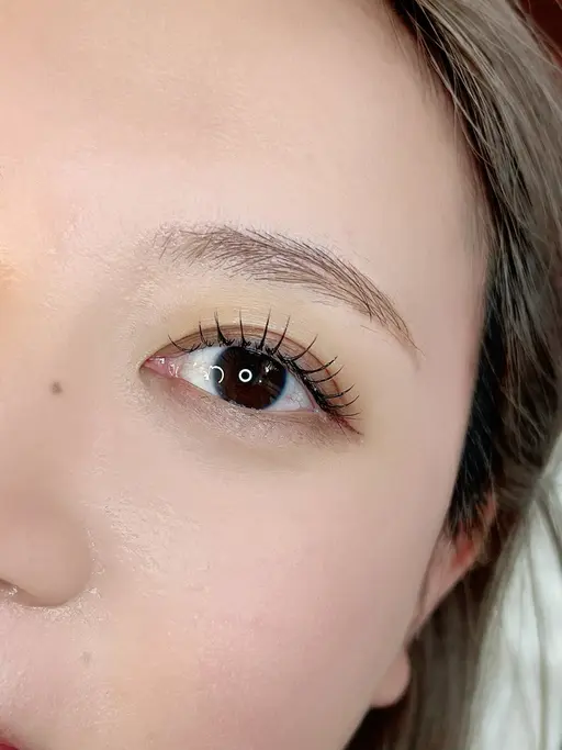 【ご新規様限定】マツエク フラットラッシュ100〜120本※火曜日不可