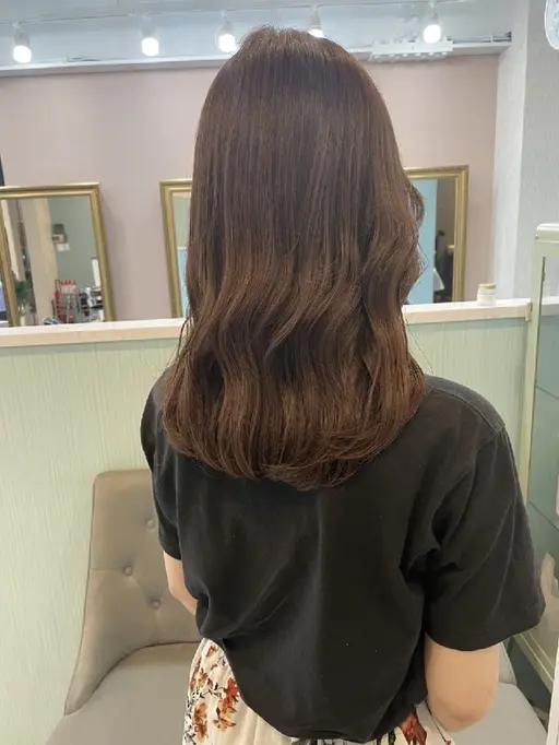 🉐【平日限定クーポン】カット+フルカラー+うるツヤトリートメント🌱