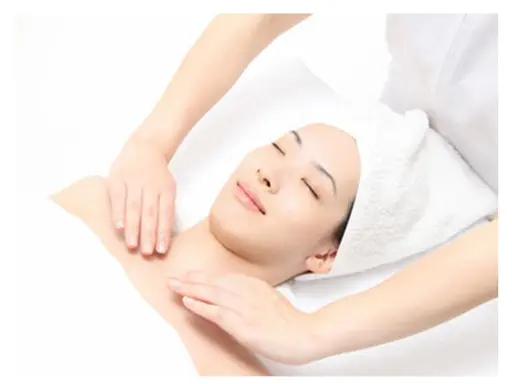 デコルテマッサージ➕フェイシャルケアエステ