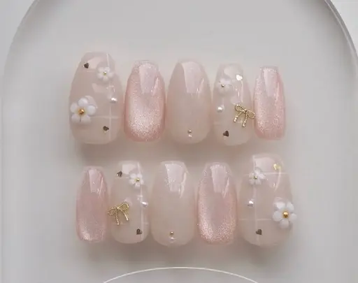 🌸春ネイル🌸 【平日17時まで限定】 150分コース/パーツつけ放題/持ち込みデザイン🉑 【初回オフ無料】