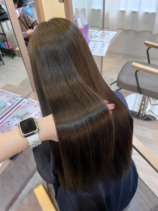 【残り1名様限定❣️】縮毛矯正🪄癖やうねりなどが気になる方にオススメ！サラサラで艶々に🫧