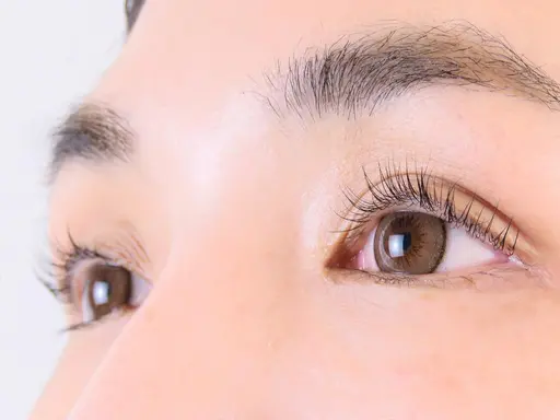 『次世代まつ毛パーマ』ラッシュリフト🌼コーティング付き💓+¥500でデザインラッシュリフトにご変更可🙆♀️