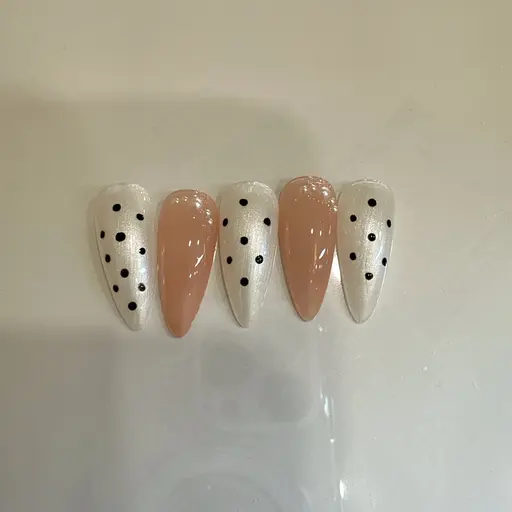 シンプルデザイン(新人価格オフ無料)