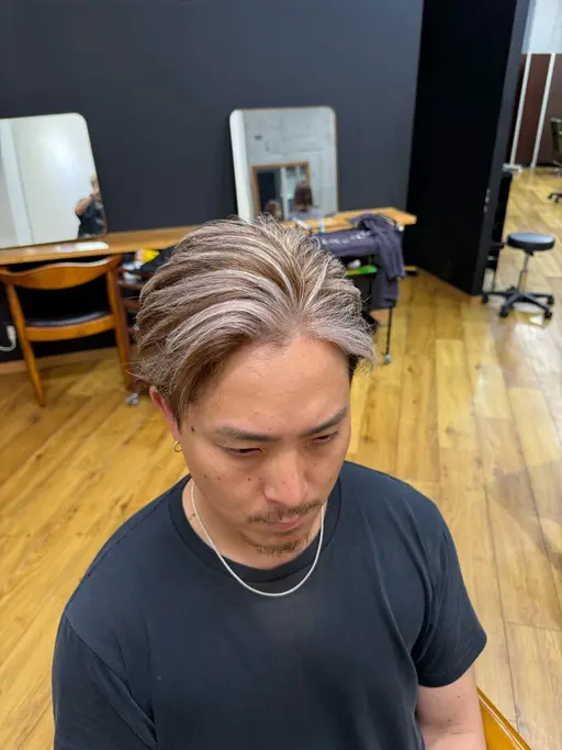 ⚡️【メンズ限定】⚡️白髪ボカシハイライト、バレイヤージュ（ブリーチカラー、メンズカラー、メンズバレイヤージュ）