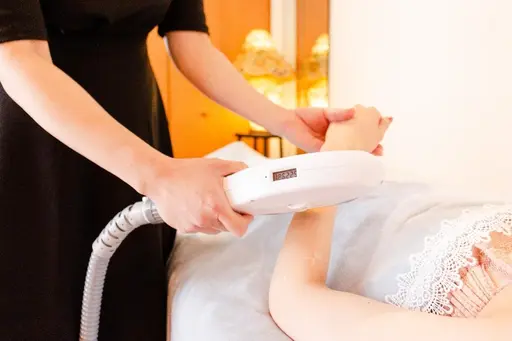 冬休み限定！✨ミニモ学割✨学生限定半身コース